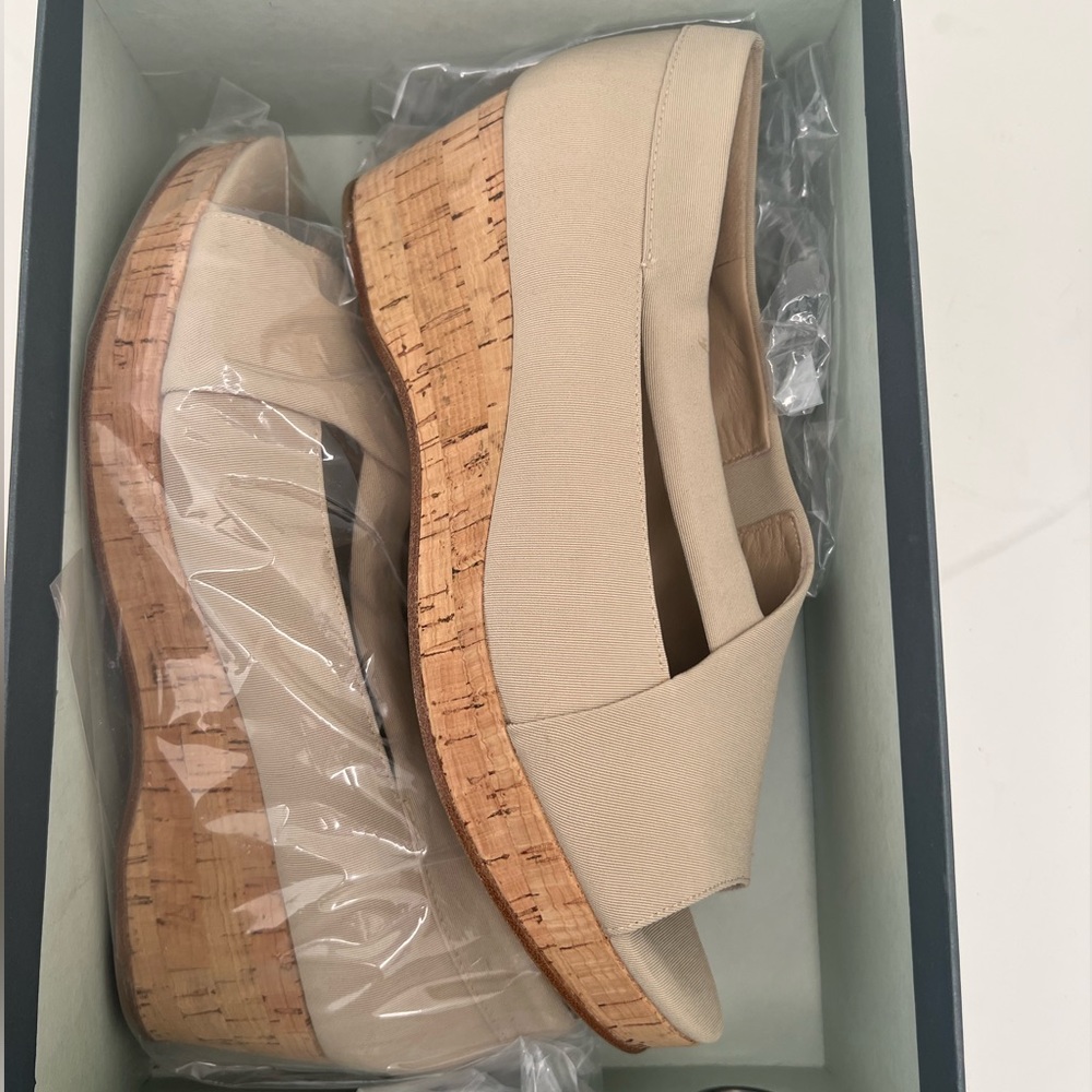 Eileen Fisher Shoes Size 8 Wedge Slingback Taupe Dune Grosgrain